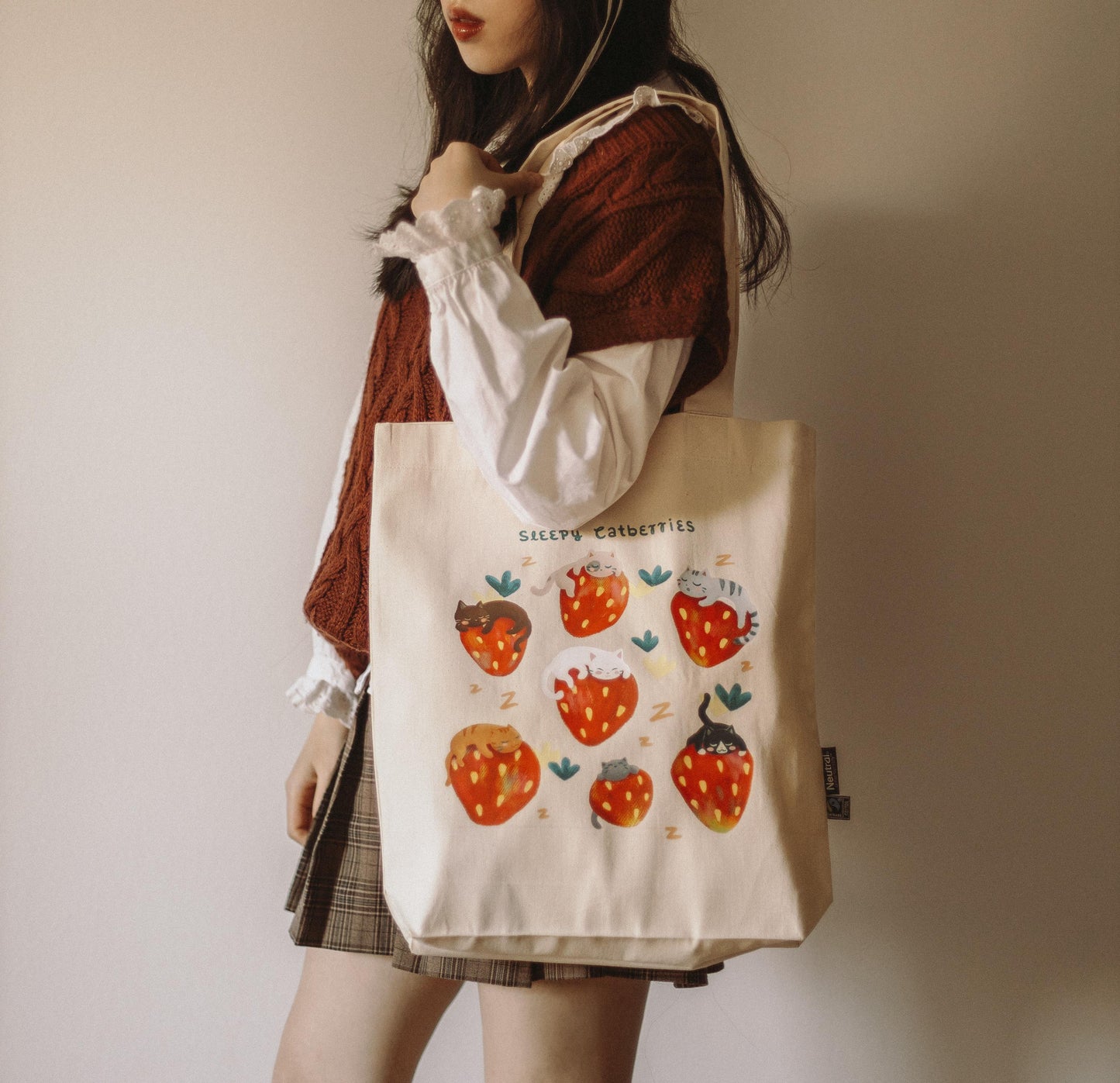 Tote bag (100% organic cotton) //  "Sleepy catberries" design | cotton bag