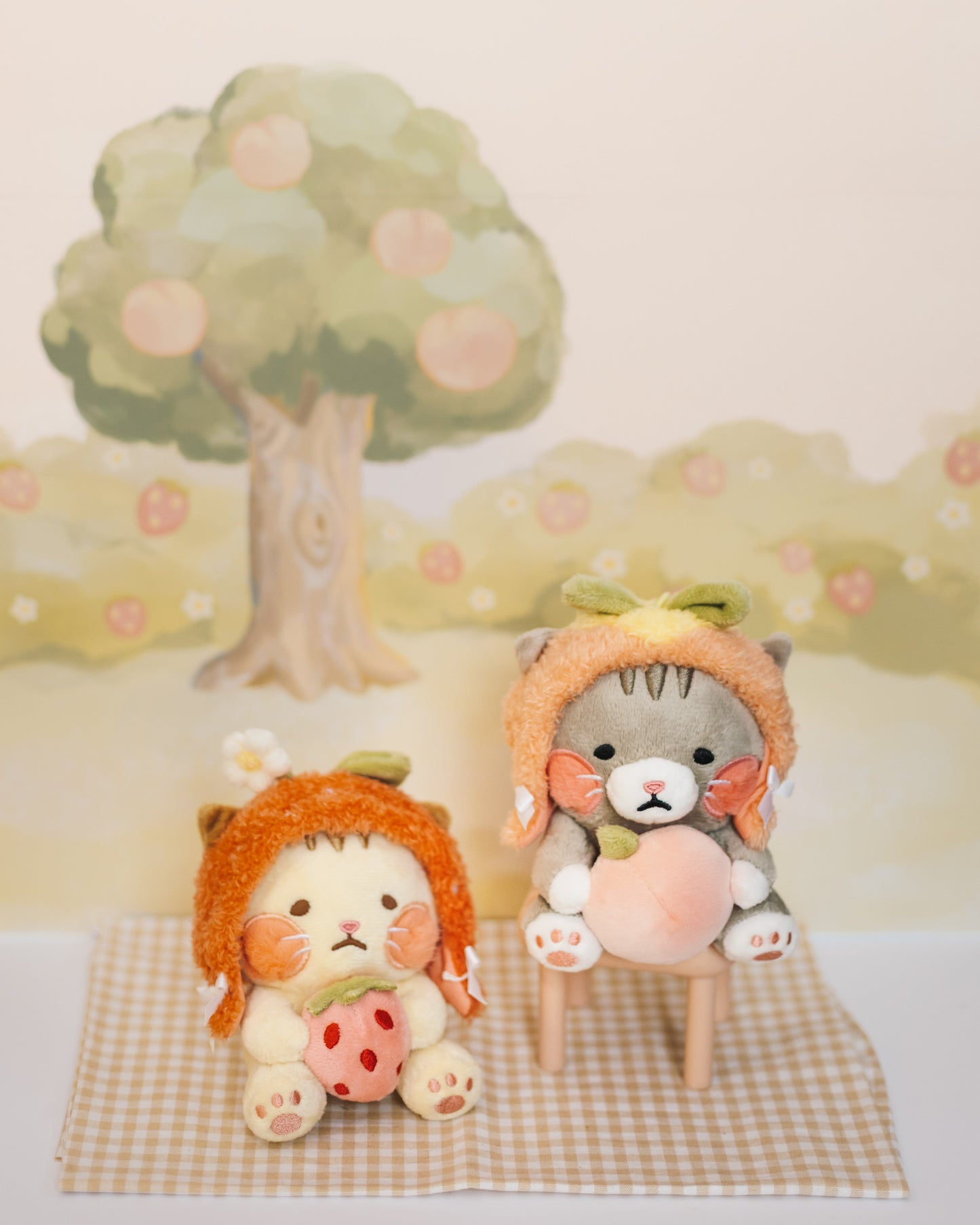 plush charm// peach cat - "moody mao"