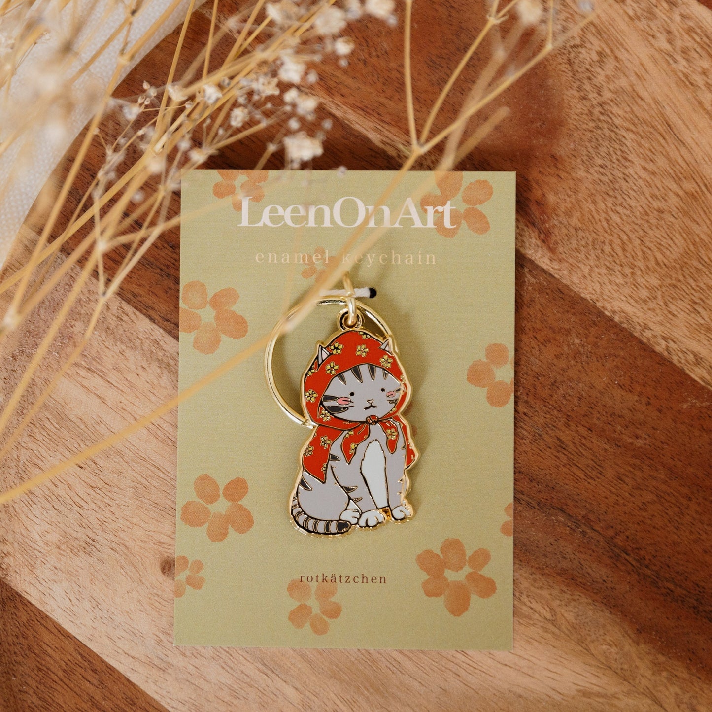 keychain // "rotkätzchen" moody kitten - hard enamel, metal dangler