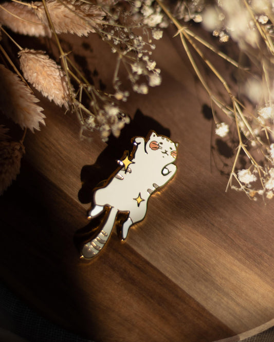 pin // sparkling grey tabby cat - hard enamel pin