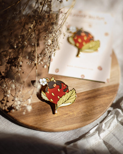 pin // "Catberry" black strawberry cat - hard enamel pin