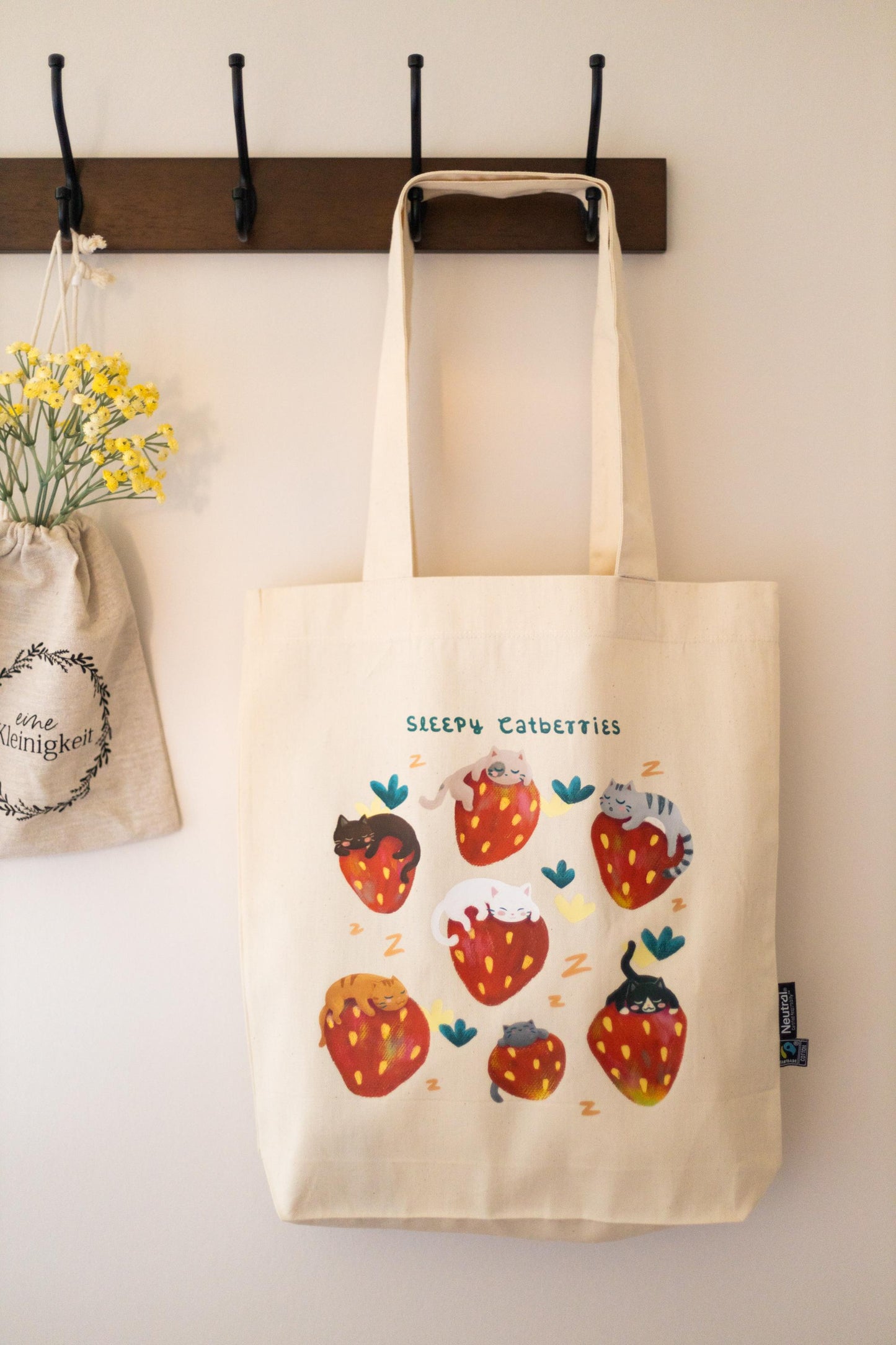 Tote bag (100% organic cotton) //  "Sleepy catberries" design | cotton bag