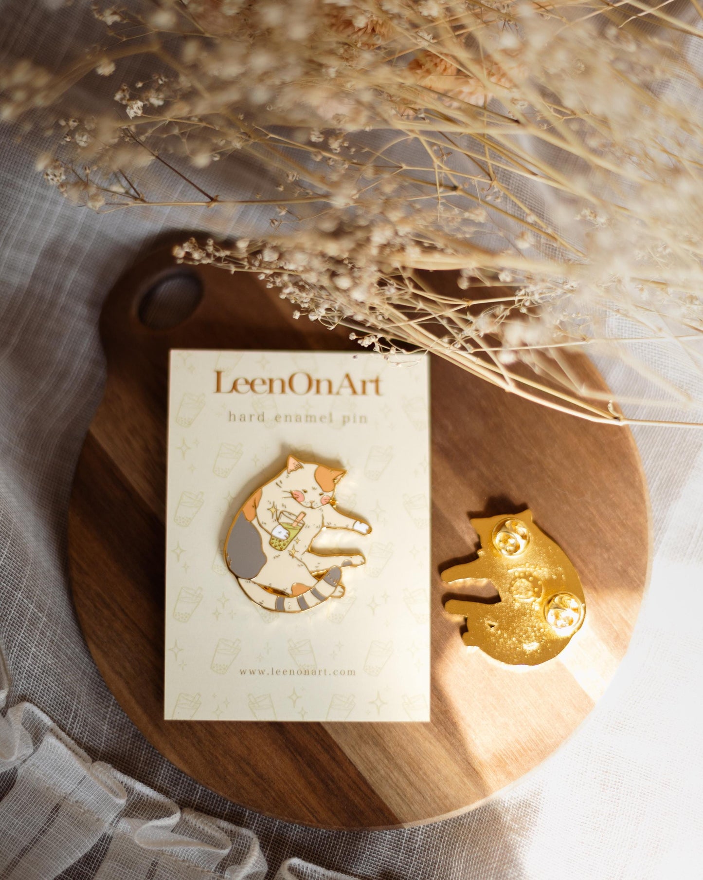 pin // Calico cat drinking matcha bubble tea - hard enamel pin