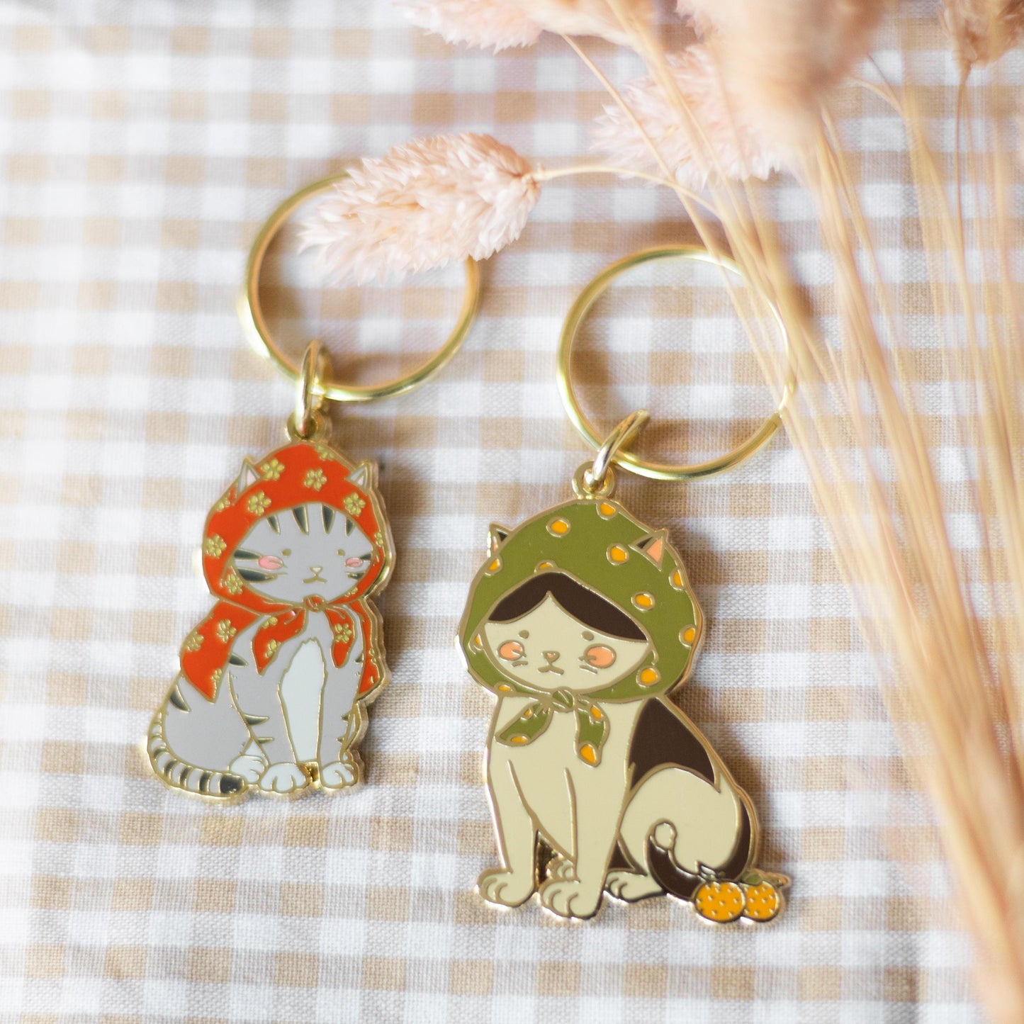 keychain // "tangerine cat" moody kitten - hard enamel, metal dangler
